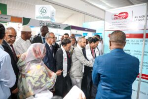 Photos du stand de la CAMEC au salon accompagnant le Forum régional sur l’investissement dans le secteur de la santé, organisé les 13 et 14 juillet 2026 au Palais des Congrès de Nouakchott. CAMEC au cœur de l’événement