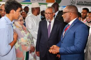 Photos du stand de la CAMEC au salon accompagnant le Forum régional sur l’investissement dans le secteur de la santé, organisé les 13 et 14 juillet 2026 au Palais des Congrès de Nouakchott. CAMEC au cœur de l’événement